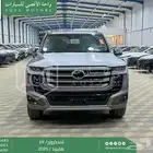 لاندكروزر في اكس فل ذهبي غامق هايبرد 2025 اقل سعر كاش واقساط