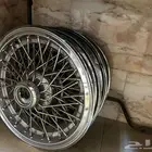 للبيع طيس 4 طاسات حديد اصلي كابرس 90