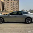 لكزس LS500h