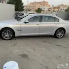 BMW740 2011