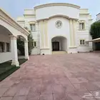فيلا بحي الروضة للبيع بموقع مميز
