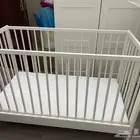 سرير اطفال من ايكيا