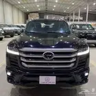 تويوتا في اكس ار 2024 اسود ماشيه 12000كم