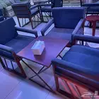 كراسي وطاولات محل شاي