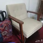 كرسي خشب فاخر بسعر مخفض