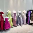 مشغل خياطة نسائية للتقبيل