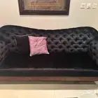 3 قطع كنب - اللون اسود- في حالة ممتازة