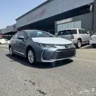 تويوتا كورلا مطور 2000 cc جنوط رصاصى فاتح موديل 2025