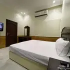 استديو مؤثث للإيجار الشهري السنوي في جدة حي الحمراء