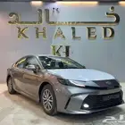 كامري E ستاندر ابيض هايبرد 2025 اقل سعر كاش واقساط