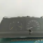 طبلون كراسيد وفيه دكور باب يمين كراسيده