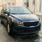 Well maintained Dr used Carnival car