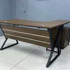 جديد مكاتب ادارية وسط وصغير شكل مودرن فخم زاوية ( خصم خاص )