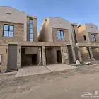 للبيع دور علوي مع شقه حي طويق