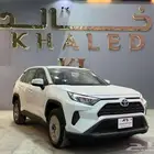 تويوتا راف فور LE دفع امامي بنزين 2025