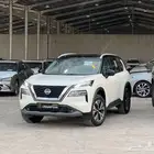 نيسان اكس تريل 2025 SV بلس (دبل )7 مقاعد كاش واقساط