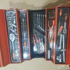 عده مفاتيح واسطوانات
