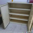 خزانة ألمنيوم باب أول للبيع