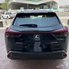 لكزس UX300h 2024 سعودي اسود.