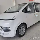 هونداي - ستاريا ديزل 9 ركاب اللون ابيض موديل 2025