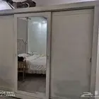 دولاب خشب كبير مستعمل لللبيع