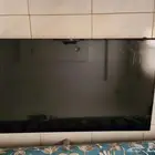 طاولة و العاب و شاشه للبيع