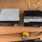 للبيع عدد 2 مسجل سيارة