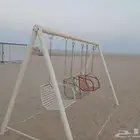 مرجيحة اطفال شبه جديدة