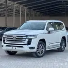 تويوتا لاندكروزر GXR L4 فل كامل جلد 2025 (بريمي) كاش واقساط