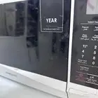 للبيع ميكرويف وفريزر ارضي