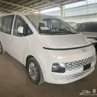 هيونداي ستاريا 9 راكب - ديزل 2025 - جير اتوماتيك