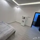 شقة سكنية مفروشة للإيجار 2000 ريال شهريا شامل ماء وكهرباء