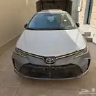 تويوتا كورولا 2025 xli مطور فتحة وبصمة فل