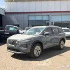 نيسان اكس تريل SV 2025 نقد وتقسيط