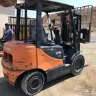 رافعه دوسان 2.5طن موديل 2010 معرض رواد المعدات