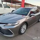 كامري 2023 مخزن تيتانيوم ستاندر مطور عداد 13 الف وكالة