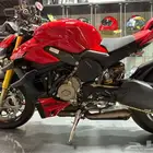 دوكاتي ستريت فايتر 2025 Ducati Streetfighter V4S