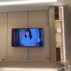 مكتبة تلفزيون معلقه العدد اثنتين