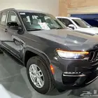 جراند شيروكي لاريدو 2025 ستاندر متاح 7 ركاب   و 5 ركاب