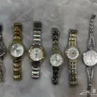 مجموعة ساعات نسائية مستعملة