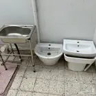 مغسلة شبه جديد عدد 4 مغسله