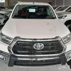 تويوتا هايلوكس SGLX بريمي بنزين 2.7 فل كامل دبل 2025