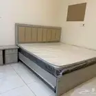 غرفة نوم كالجديدة للبيع مع المرتبة