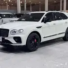 بنتلي بنتايجا S موديل 2022