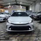 تويوتا كامري E هايبرد 2025