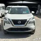 نيسان اكس تريل ستاندر - 5 راكب ابيض ورمادى 2026