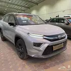 تويوتا اوربان كروزر 2025 4 كاميرات محيطية فتحة سقف بانوراما