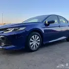 كامري 2019 LE نظيف جدا البيع 58 الف