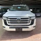 تويوتا لاند كروزر GXRL4 موديل 2025 ( ابيض )