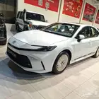 تويوتا كامري LE بنزين نص فل 2025 سعودي